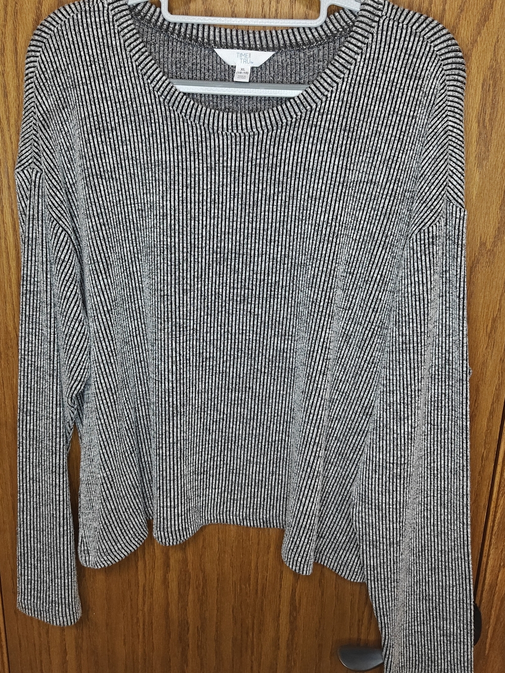 Women's Time and Tru Black & White Ribbed Long-Sleeve Top, Size XL